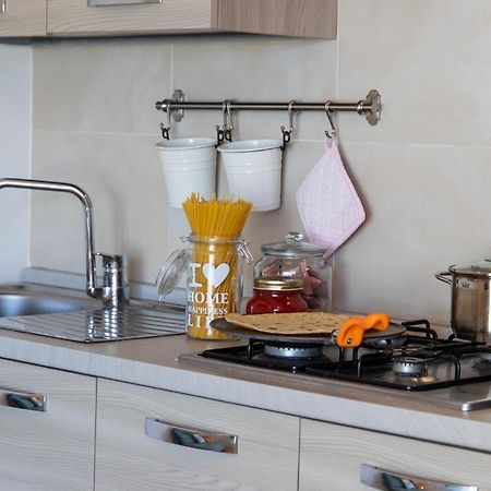 Zefiro Home Pesaro Zona Mare e San Bartolo by Yohome Esterno foto